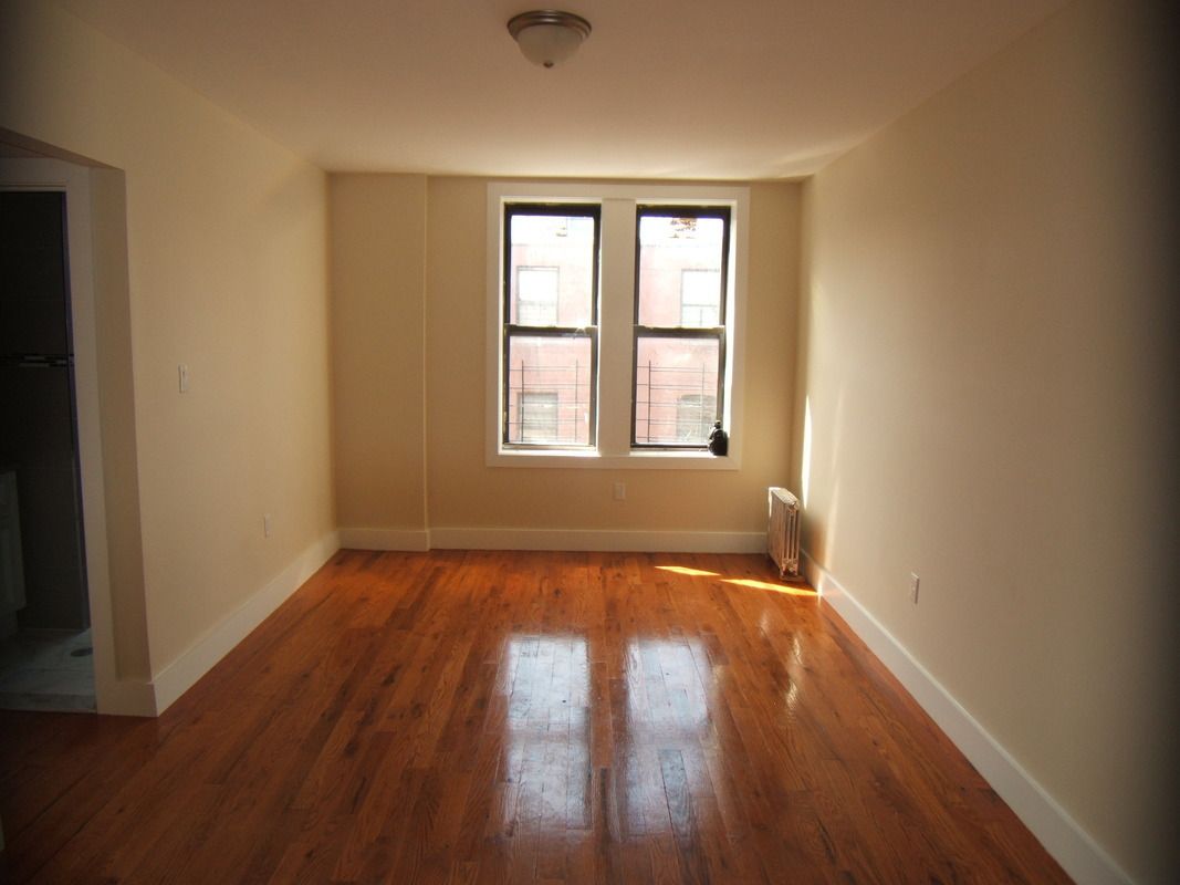 Primary Photo - 666 Hancock St