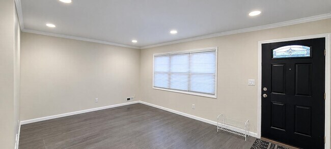 Foto del edificio - 275 Maple St