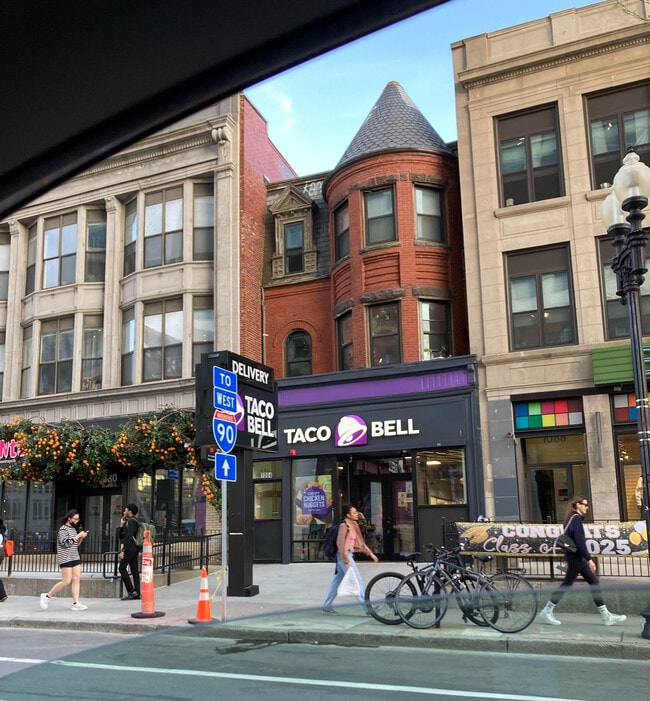 Building Photo - 1084 Boylston St