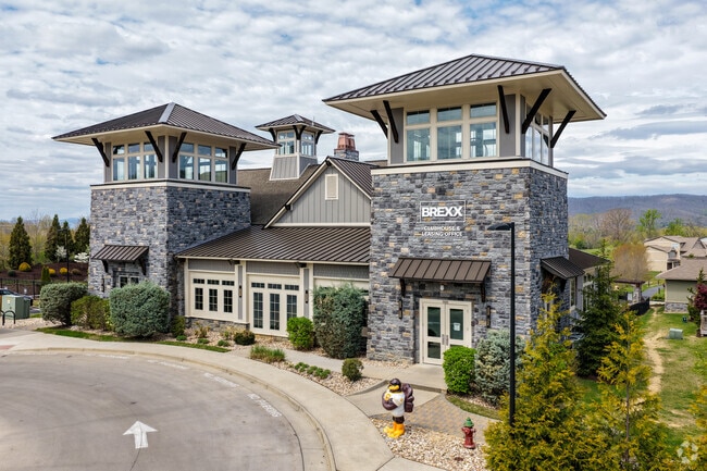 Clubhouse - Brexx at Blacksburg