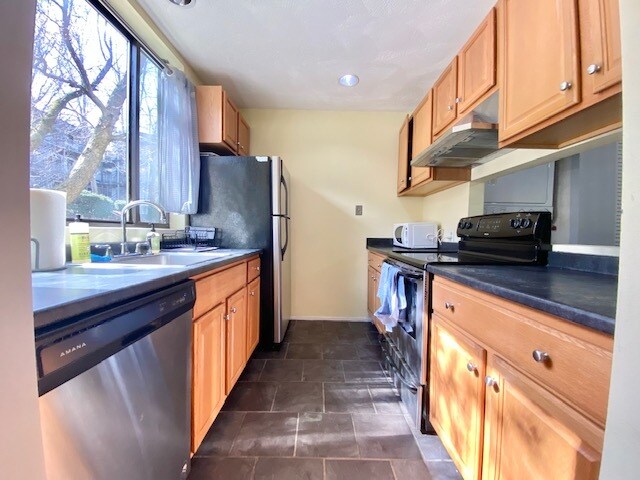 Foto principal - 194 Allston St