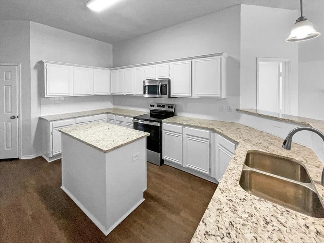 Building Photo - 2701 Crooked Creek