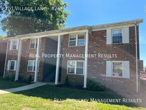 Building Photo - 701 Village Ln