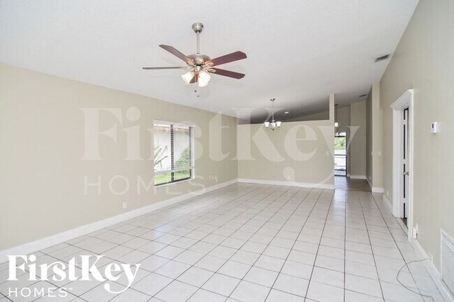 Foto del edificio - 5315 NW 93 Ave