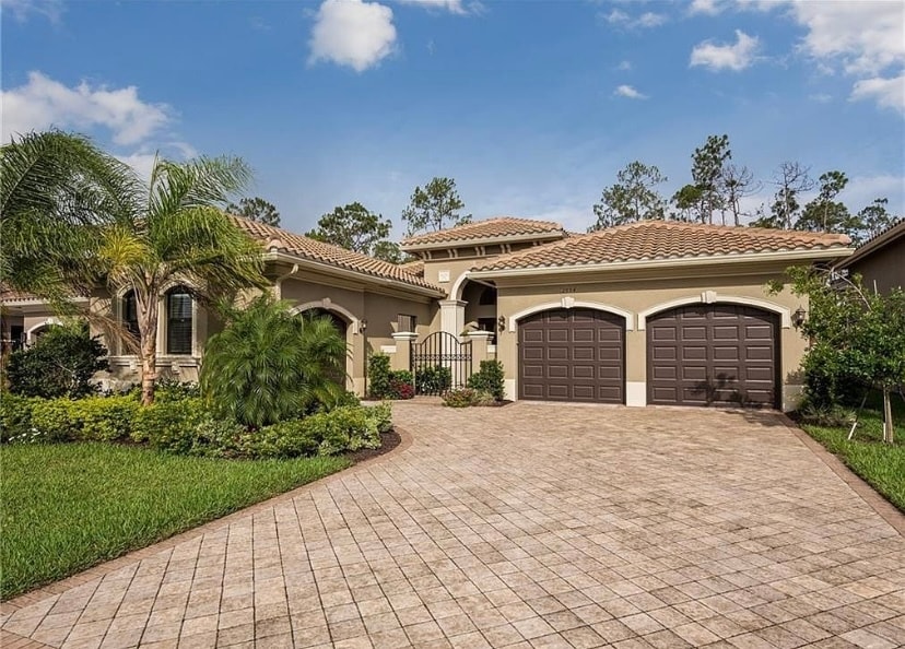 Primary Photo - 2994 Cinnamon Bay Cir