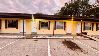 Building Photo - 987 Berkley Rd