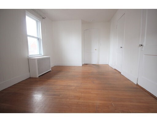 Building Photo - 98 Faxon Rd