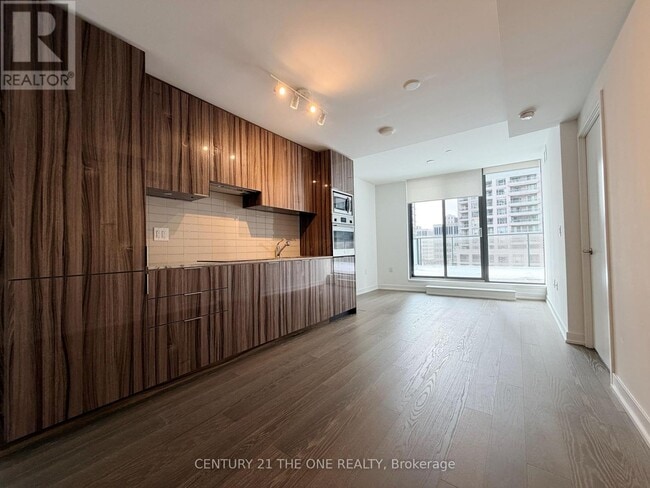 Building Photo - 11 Wellesley St W