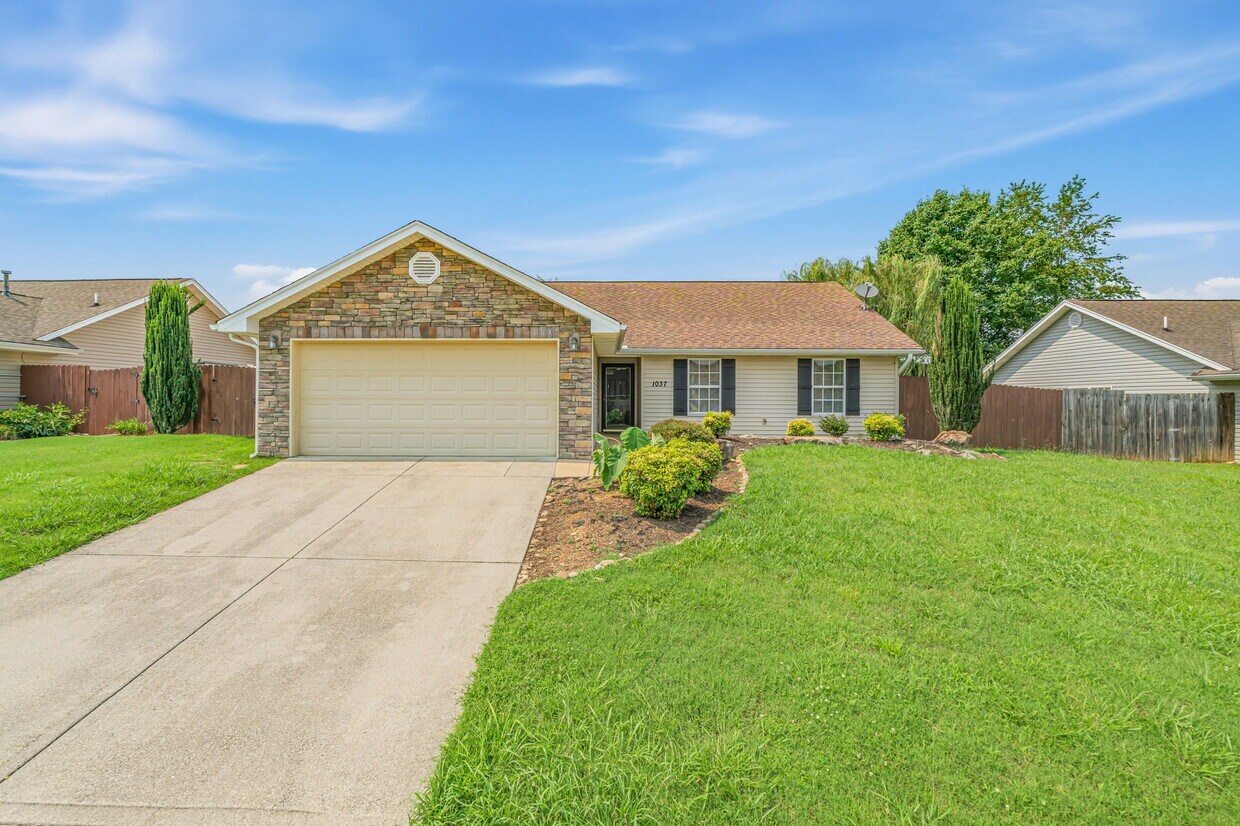 Photo - 1037 Stones Throw Ln (Sevierville, TN)