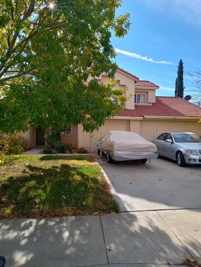 Foto del edificio - 5852 Almond Valley Way