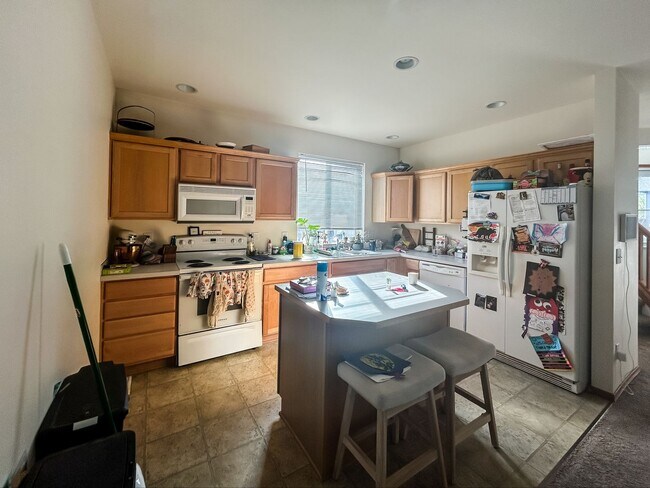 Foto del edificio - 3BD 2.5BA in LSSD