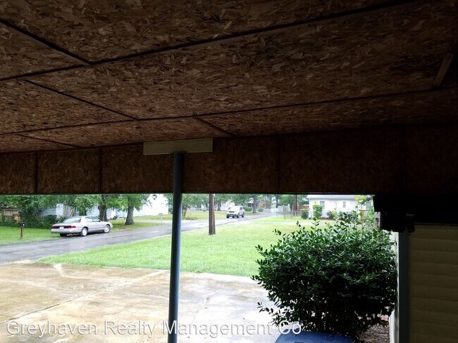 Building Photo - 3 br, 2 bath House - 1400 Choate Rd