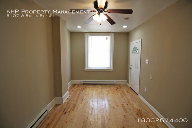 Building Photo - 5107 W Stiles St