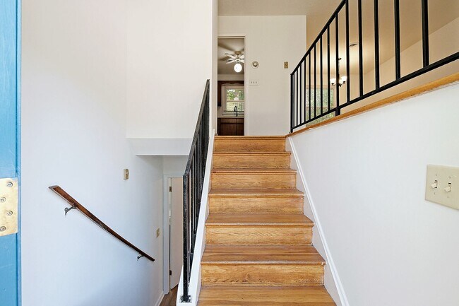 Foto del edificio - Move-in Ready, Pet-Friendly Northern Albemarle County Home