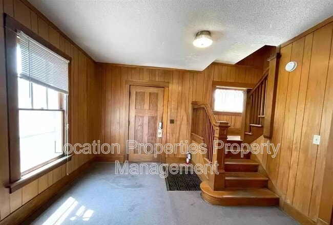 Building Photo - 1216 Louisiana St