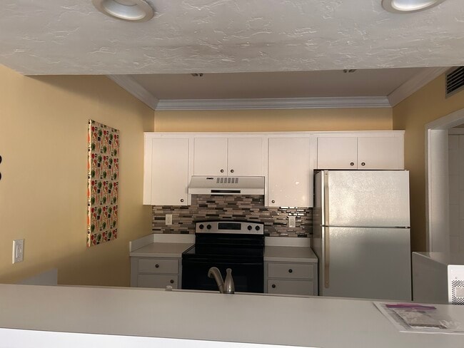 kitchen - 4031 Abbey Ct