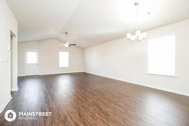 Building Photo - 2524 Queen Bee Dr