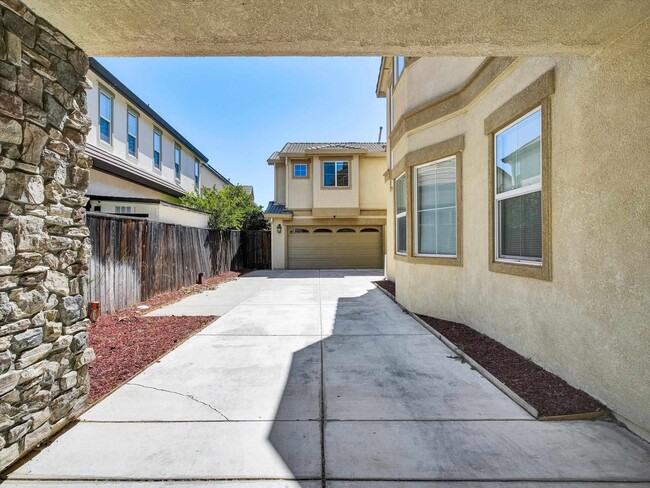 Foto del edificio - 4312 Middlefield Dr