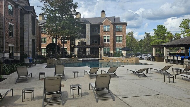 Foto del edificio - 1200 S Dairy Ashford Rd