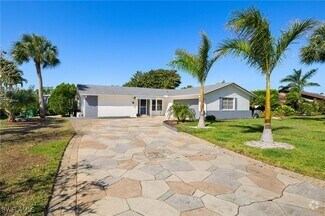 Building Photo - 248 Bay Meadows Dr