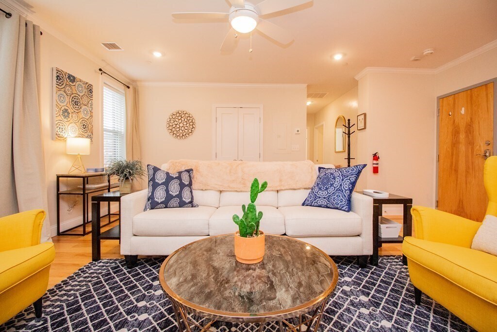 Foto principal - 1008 Tremont St
