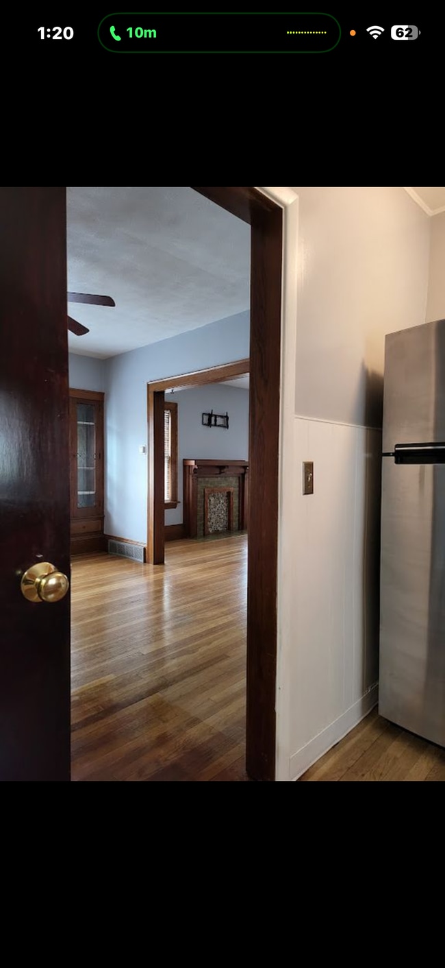 Building Photo - 1333 Sloane Ave