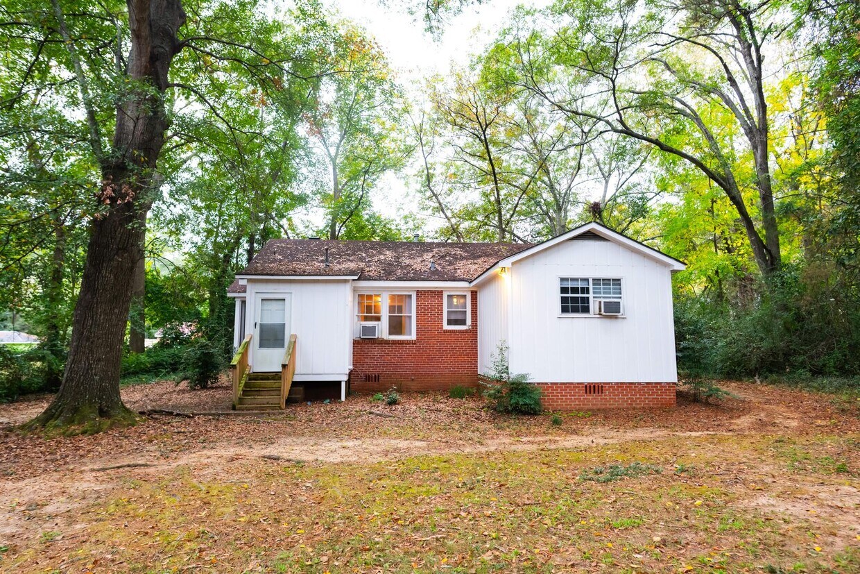 Building Photo - 358 Bowden Dr