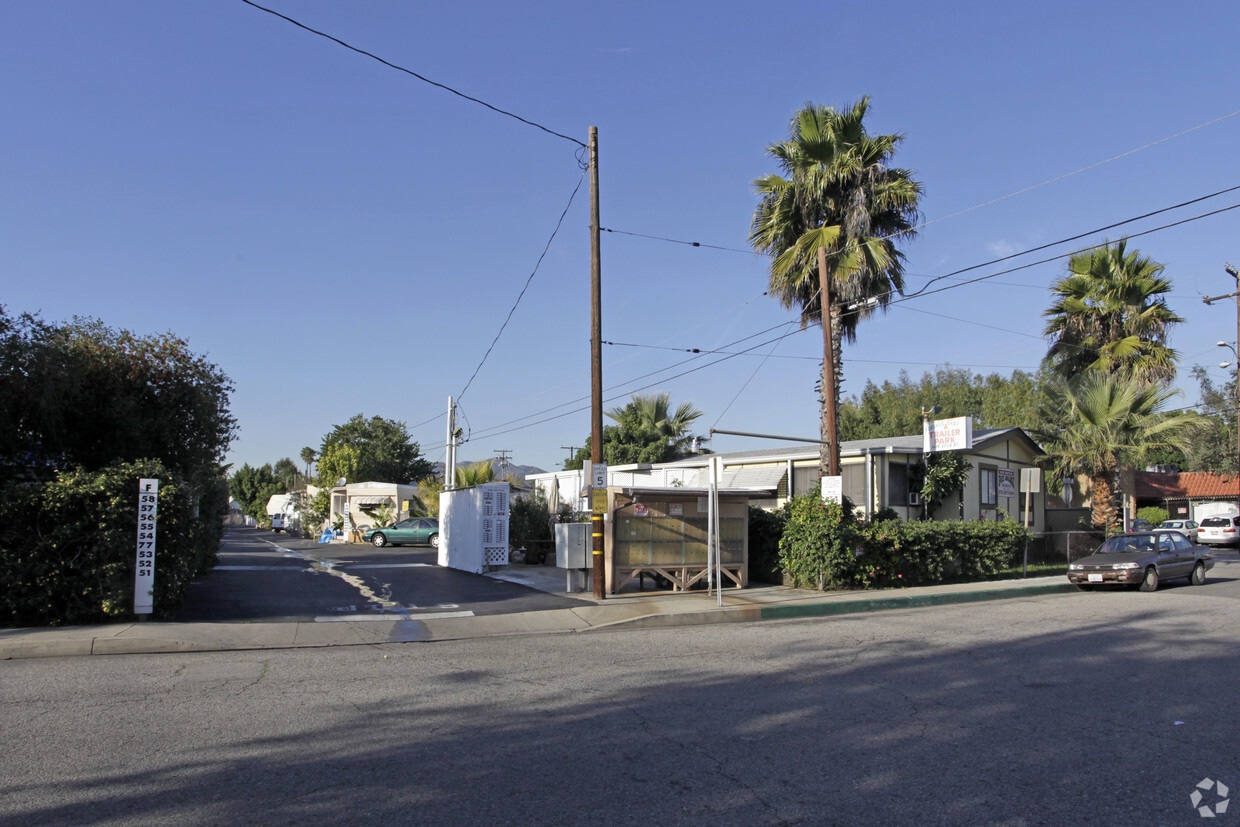 Orange Grove Trailer Park Apartments in San Fernando, CA