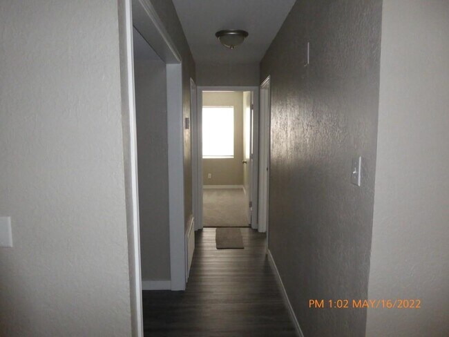 Foto del edificio - 4036 NW Ozmun Ave