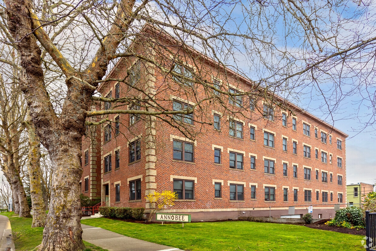 Primary Photo - Annobee Apartments