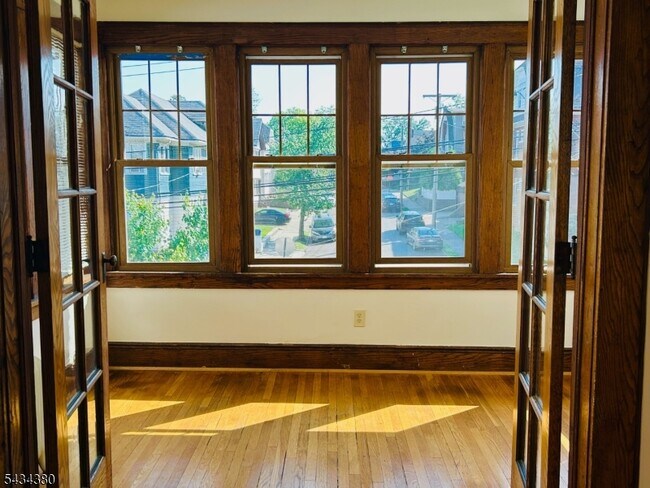 Foto del edificio - 234 Brook Ave