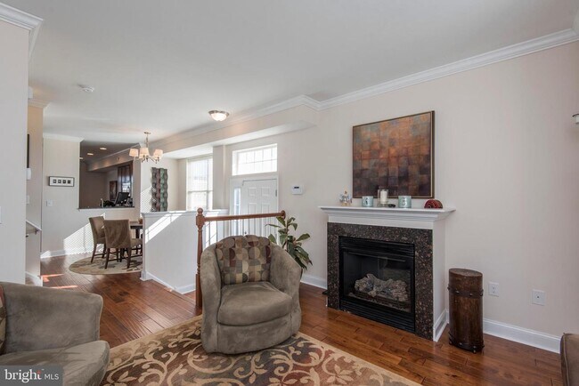 Building Photo - 509 Kingsley Ct