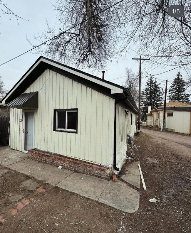 Building Photo - 107 Cheyenne Blvd