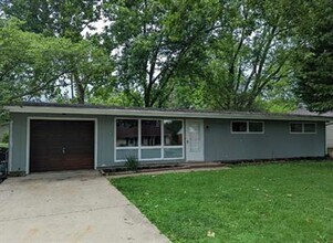 Building Photo - 714 Breen Dr