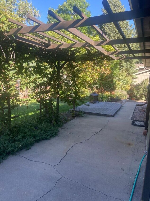 Charming 4 bed, 2 bath Home in North Fort House for Rent in Fort