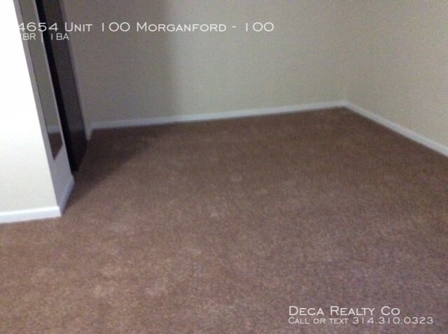 Building Photo - 2 Bedroom Apartment