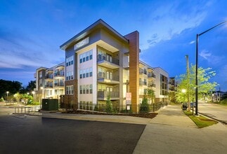 Building Photo - 125 Milton Ave SE