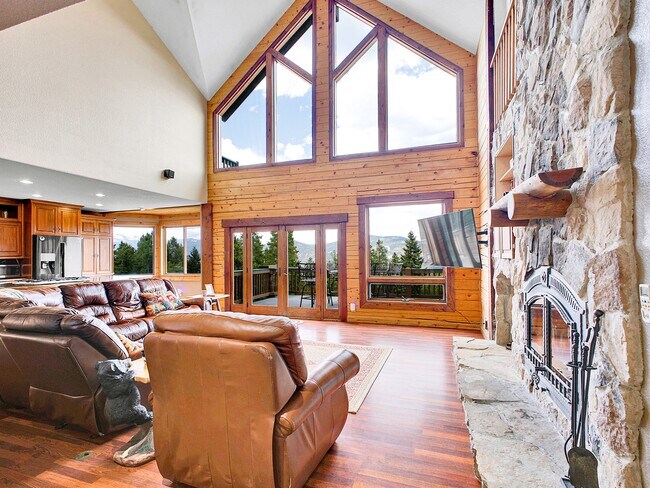 Building Photo - 785 Warren Gulch Rd
