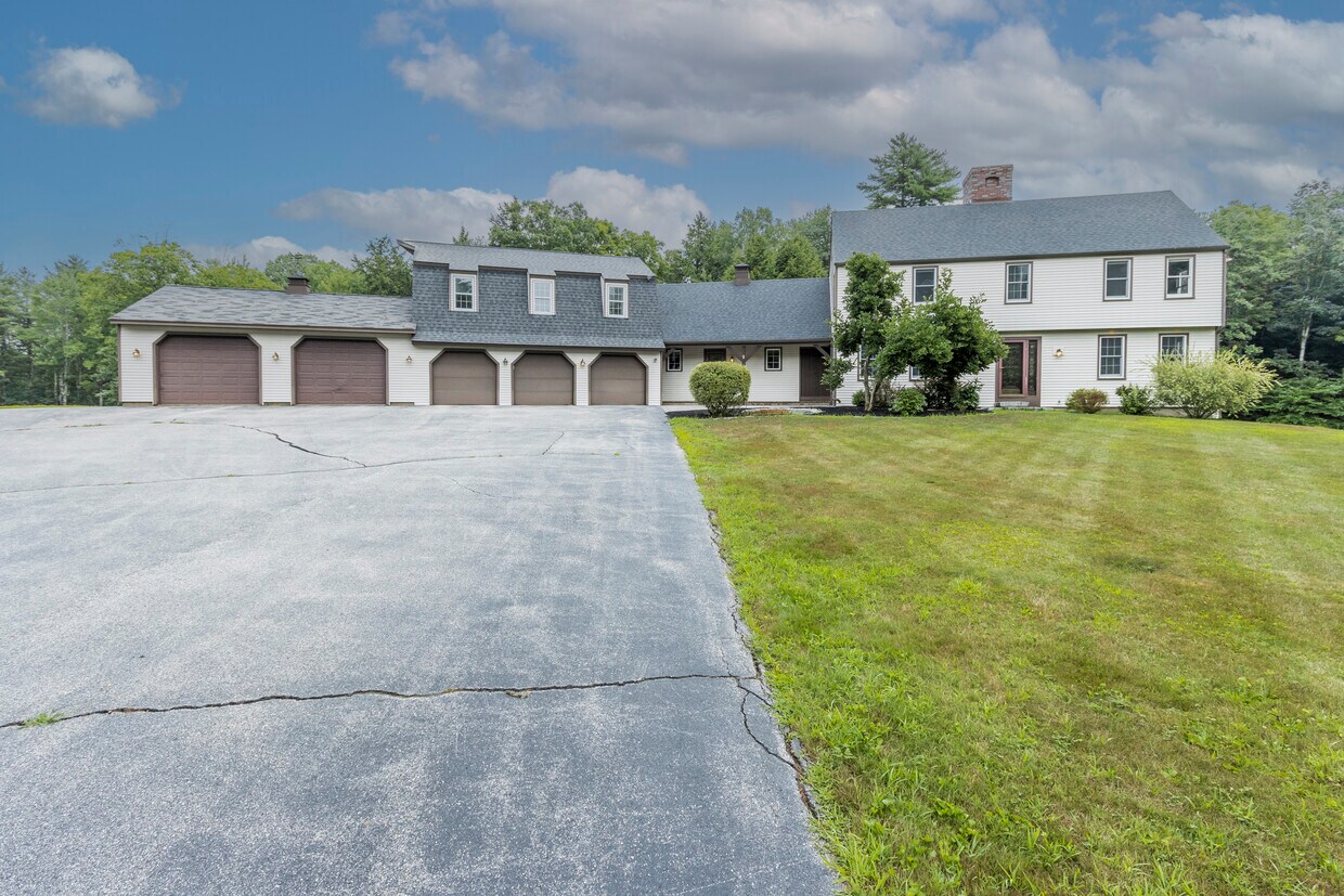 Primary Photo - 105 Webster Rd