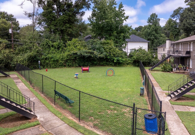 Building Photo - Broadway at East Atlanta