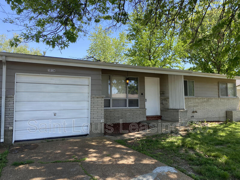 10134 Edgefield Dr, Jennings, MO 63136 House Rental in Jennings, MO