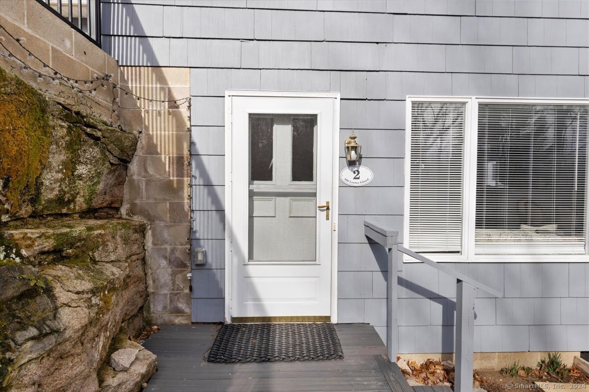 300 Leetes Island Rd, Branford, CT 06405 Room for Rent in Branford