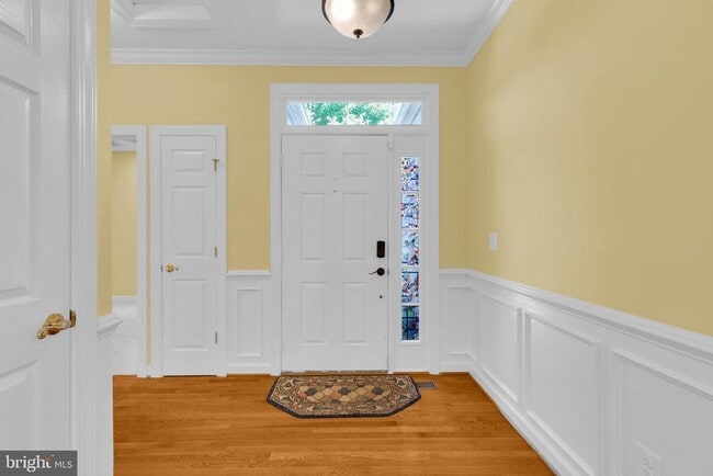 Building Photo - 46855 Willowood Pl