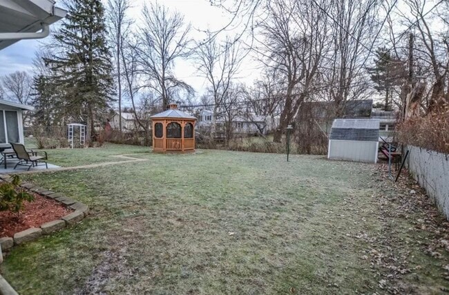 Building Photo - 76 Marble Dr