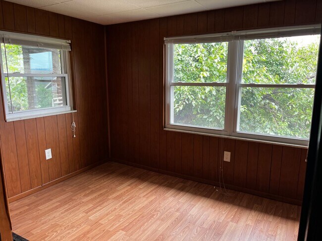 Foto del edificio - Newly Renovated 3 Bed, 1 Bath Home - Conve...