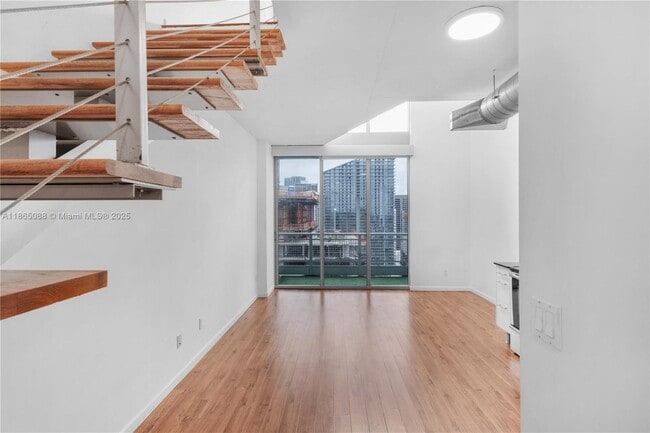 Building Photo - 690 SW 1st Ct