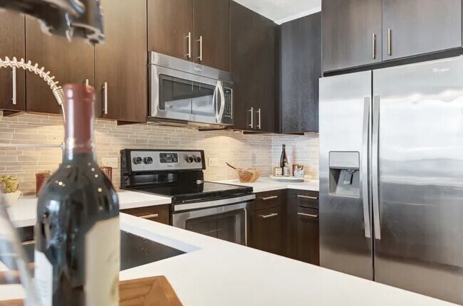Foto del edificio - Galleria Luxury: Up to 4 Weeks Free + $500...