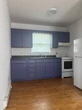 Building Photo - 112 S Rolla St