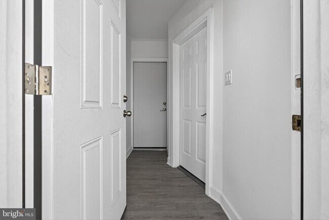 Foto del edificio - 1650 W Cheltenham Ave