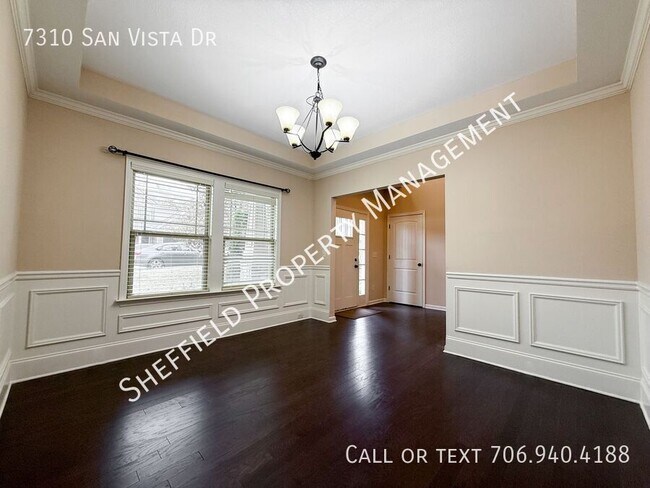 Foto del edificio - 7310 San Vista Dr
